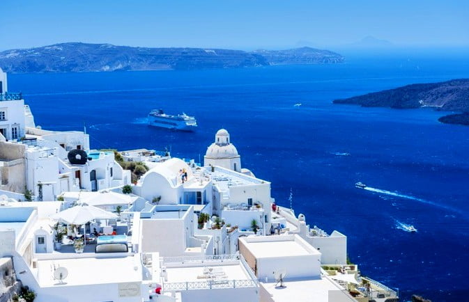 Memorable Santorini Shore Excursion Fira, Villages and Wine Tasting